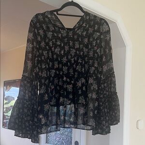 American Eagle Outfitters Black Floral Smocked Bell Sleeve Blouse